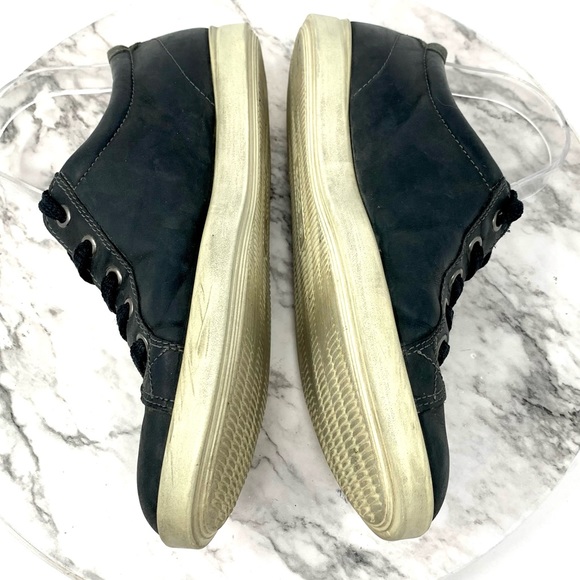 Ecco Soft Leather Low Top Comfort Sneaker Black Charcoal Gray 8-8.5 Casual - Picture 7 of 12